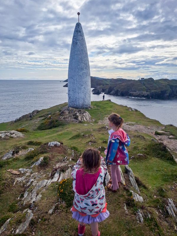 girls baltimore beacon