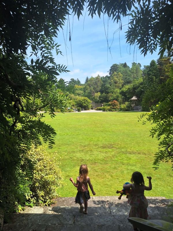 garden garnish island 