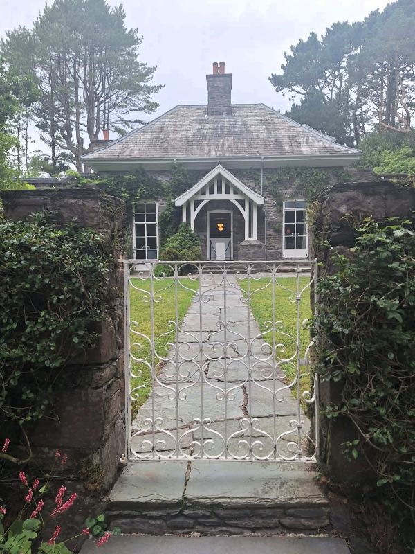 house garnish island