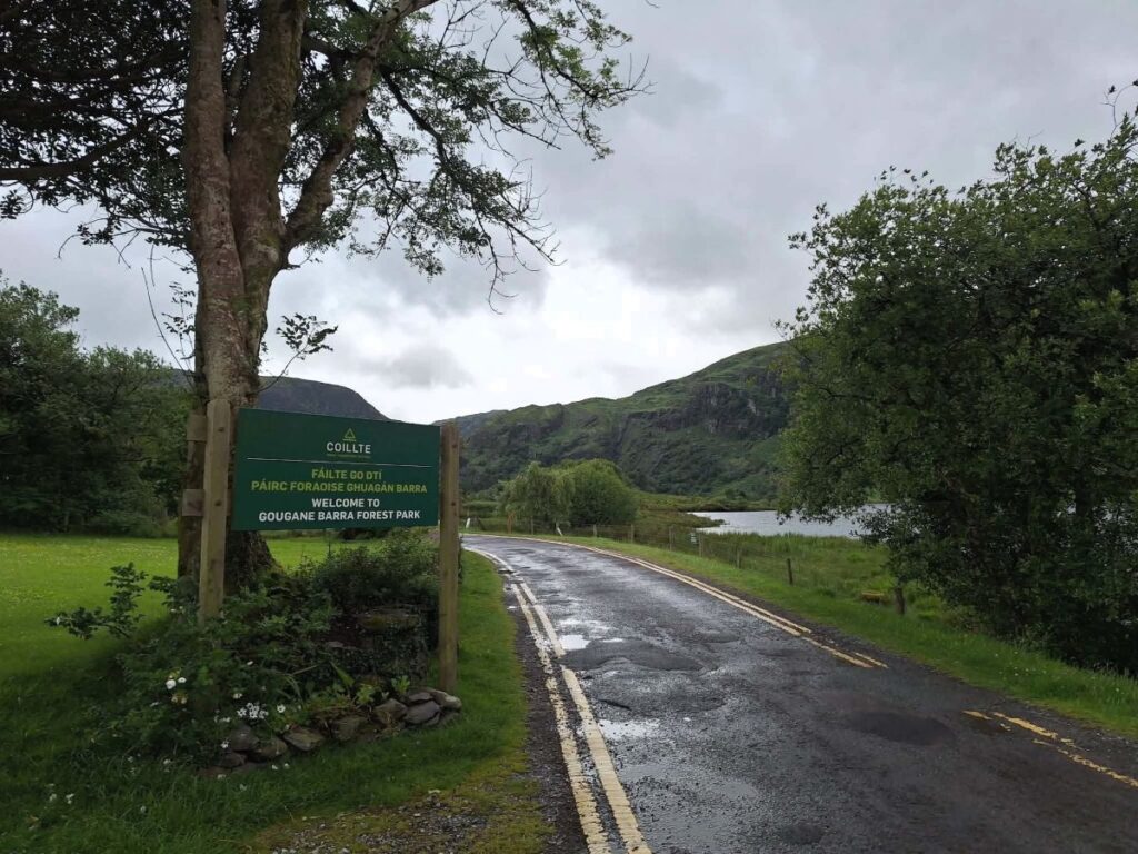 gougane barra sign road