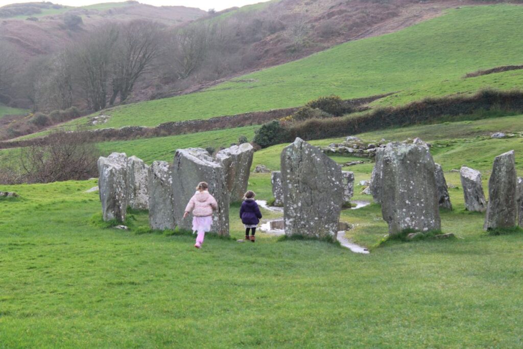 girls drombeg stone circle