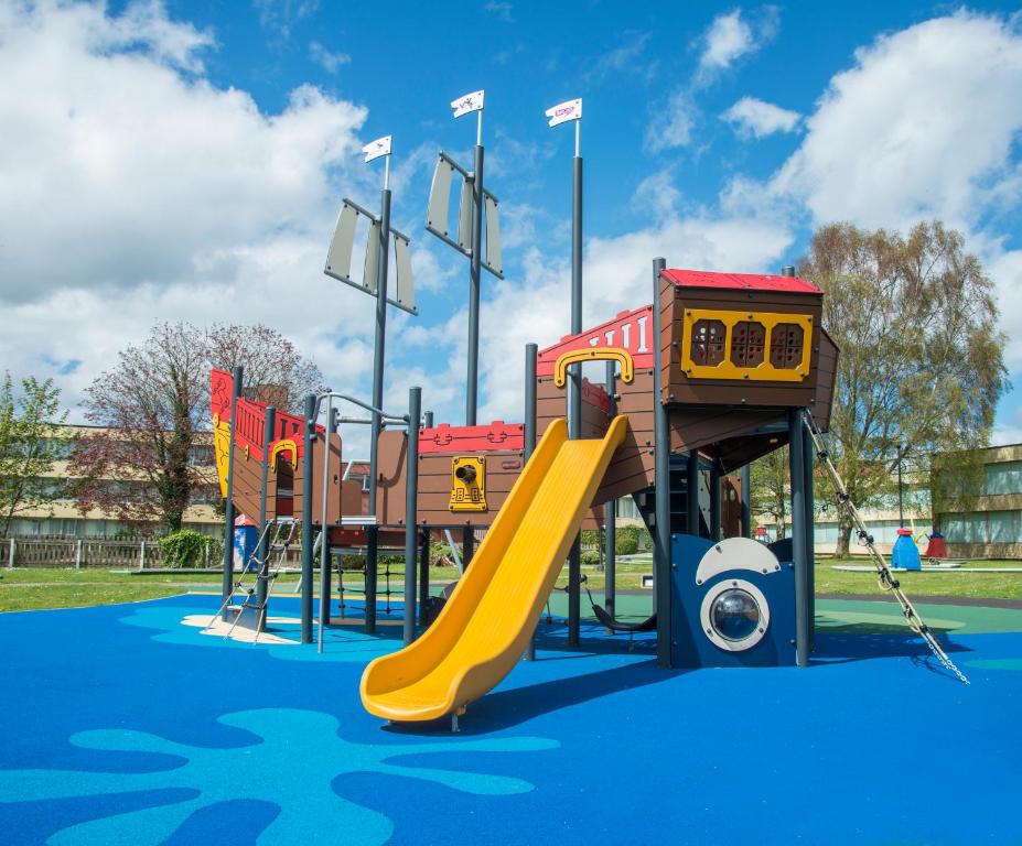 playground hotel killarney