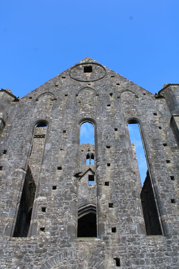 cathedral rock of cashel