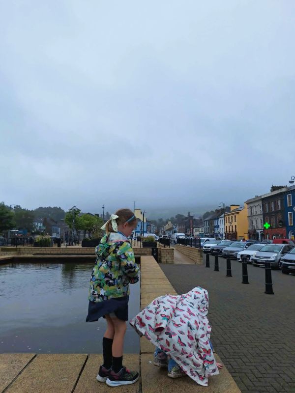 girls moody day bantry town