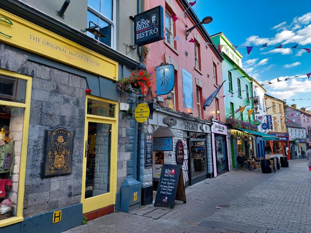 galway city street