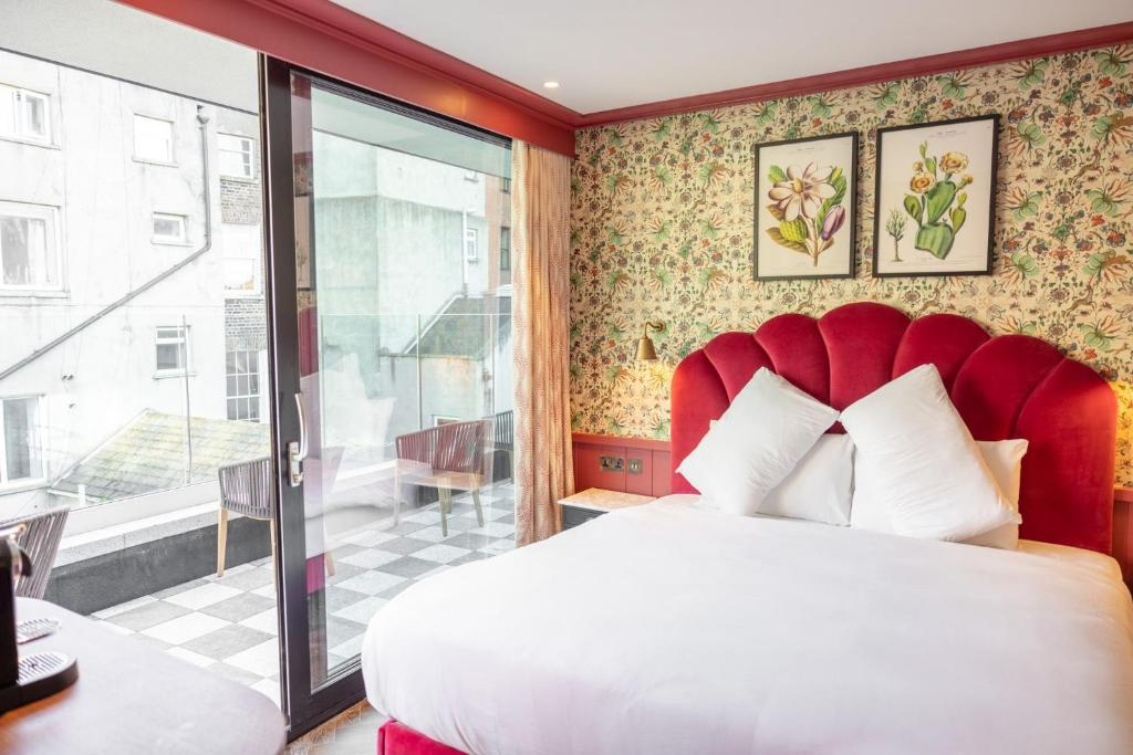 A cool, colorful room at The Dean Dublin hotel