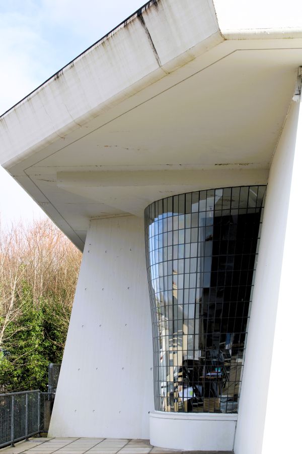 side view bantry library