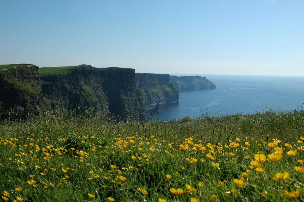 cliffs of moher summer