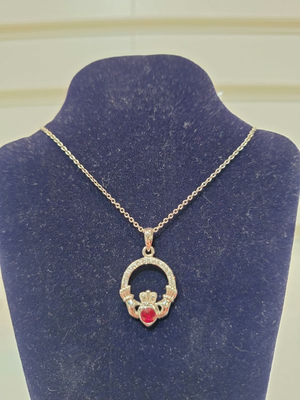 claddagh necklace ireland