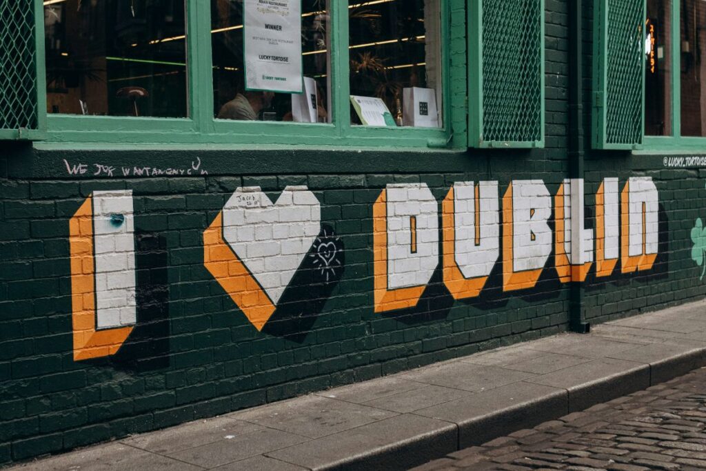 i love dublin graffiti 